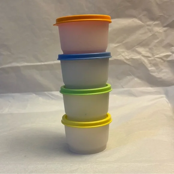 TUPPERWARE SNACK CUPS - Picture 5 of 11